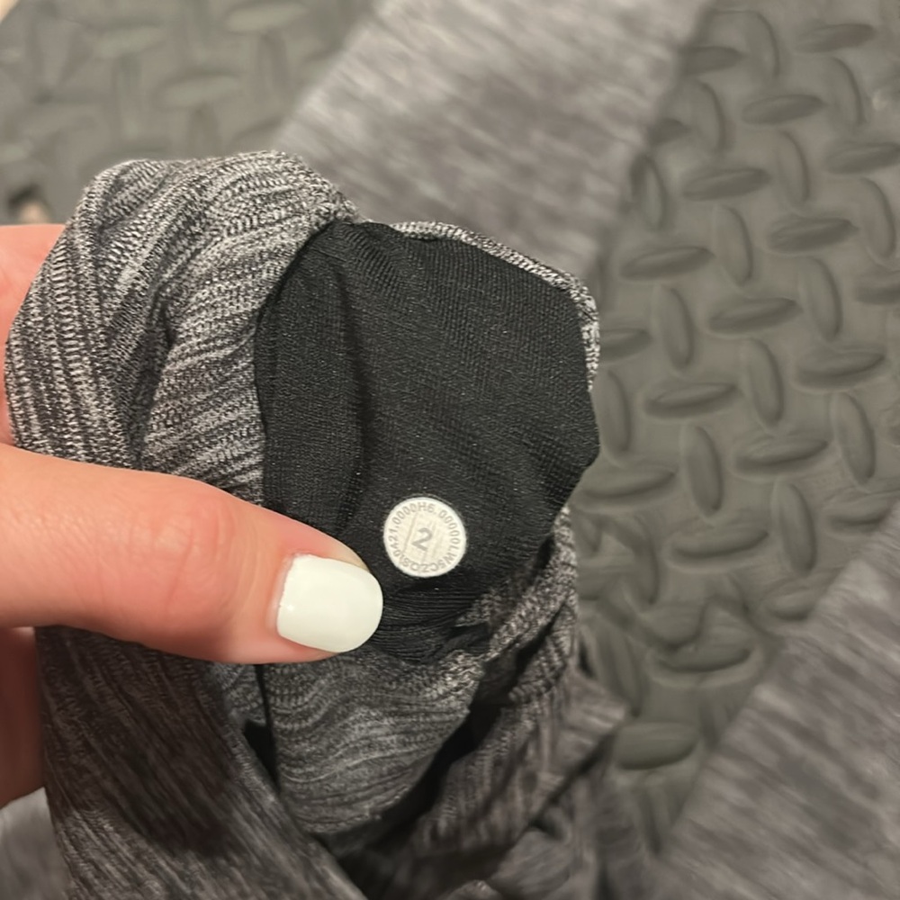 Align 28” Size 2 - image 3